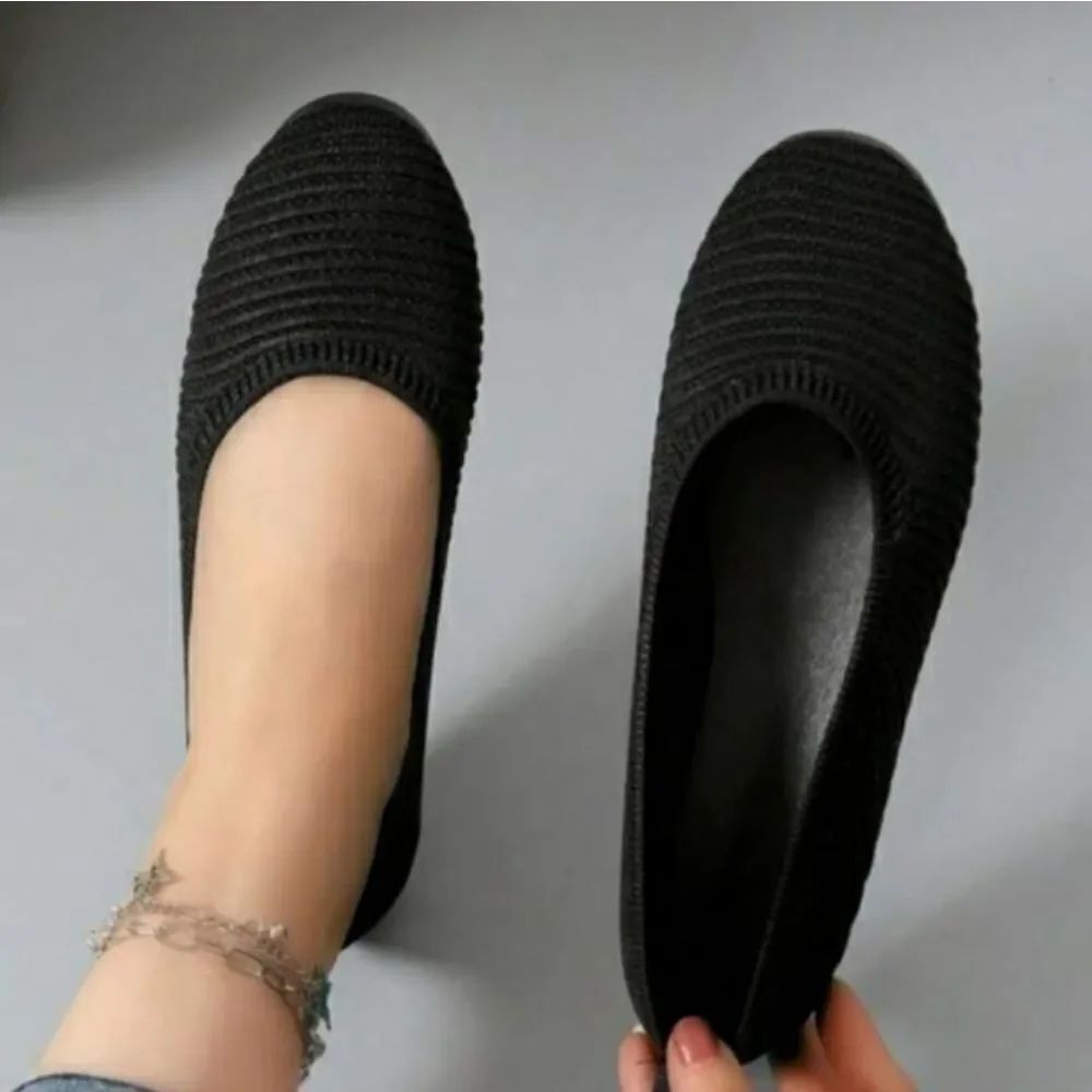 TORRID ROUND TOE SLIP-ON WOMEN"S BALLET FLAT
